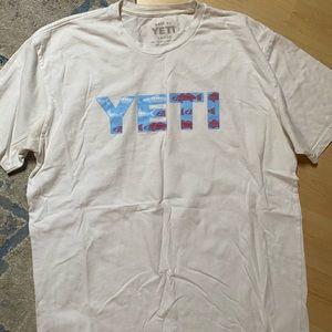 Men’s Short Sleeve Yeti Fish Shirt, L